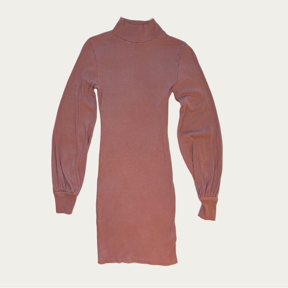 Forever 21 Women’s Long Sleeve Puff Sleeve Ribbed Dress in Dusty Pink Size Small
